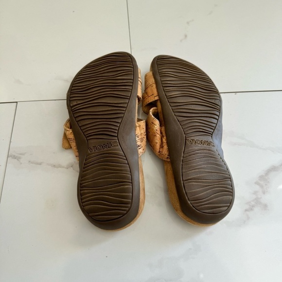 Vionic Skylar Cork Strappy Sandals Sz 5 - Picture 5 of 6